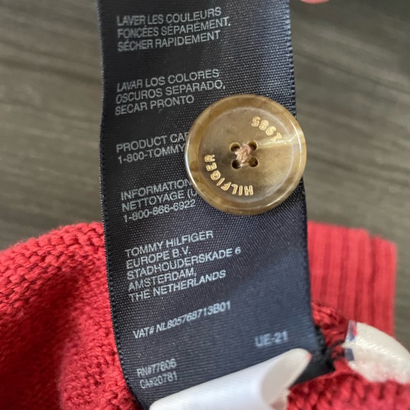 Tommy Hilfiger sweater. Perfect condition. - Picture 2 of 4